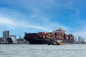 The Growth of Fulfillment Centers and Their Impact on Local Economies