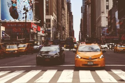 New Trends in Corporate Investment Strategies for American Commercial Properties