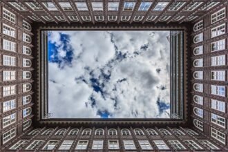 How New Storage Hubs Are Shaping Urban Logistics in the US