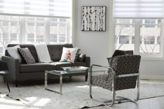 Urban Rooftop Gardens: A Trend in City Apartment Living