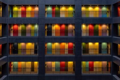 Exploring Innovative Design Trends in Luxury Home Market