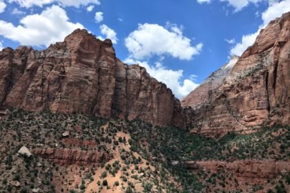 Exploring the Benefits of Investing in American Island Properties