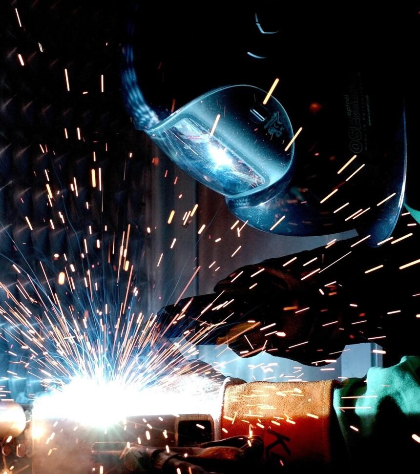 The Role of Technology in Shaping the Future of American Logistics