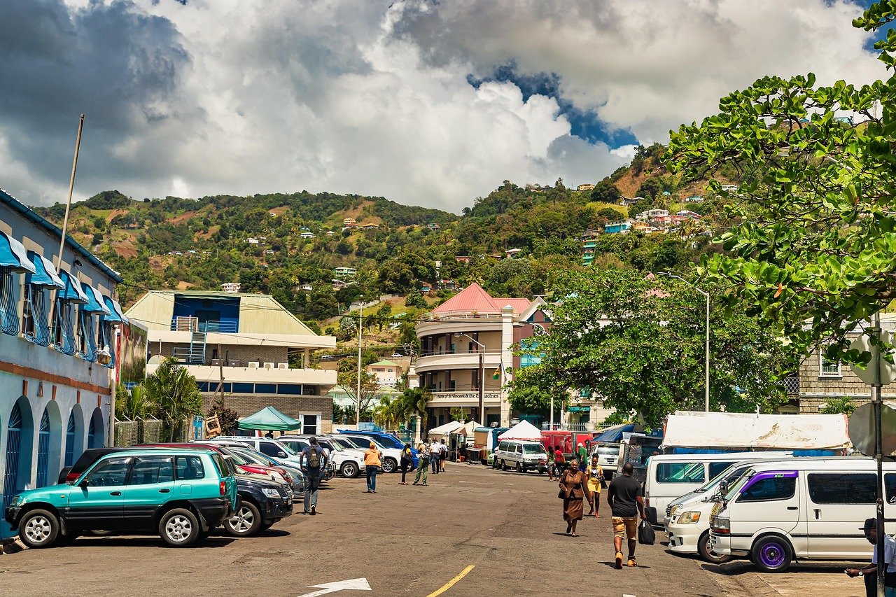 Seasonal Living in American Islands: What to Expect in 2023