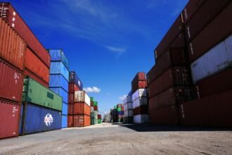 The Shift Toward Automated Warehousing in Response to Market Needs