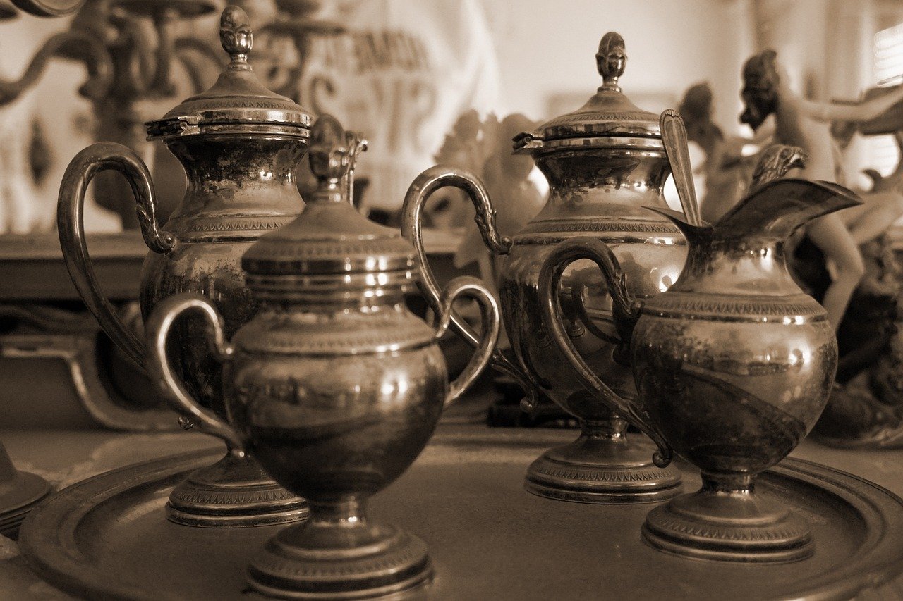 The Allure of Palm Springs: Celebrity Retreats and Their Unique Features