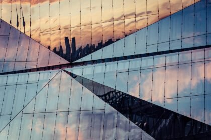 Redefining Luxury: Sustainable Features in High-End Home Designs