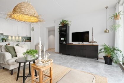 A Tour of the Most Extravagant Homes on the Market in Beverly Hills