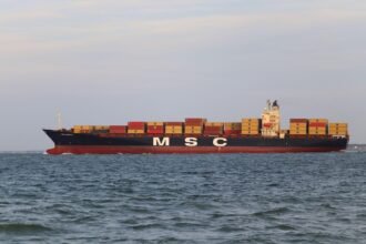 The Significance of Rail Connectivity in Distribution Networks