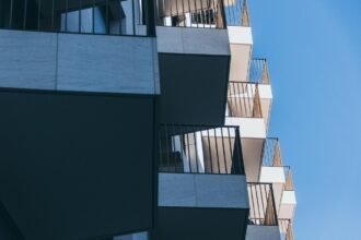 High-End Renovations: What Buyers Are Looking For in Luxury Estates