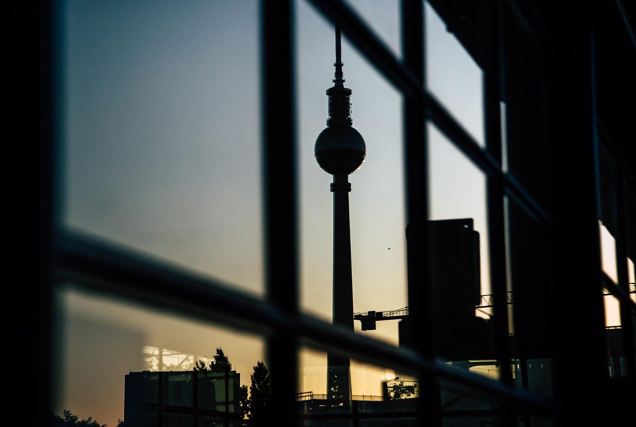 The Shift Towards Modular and Prefabricated Eco-Homes