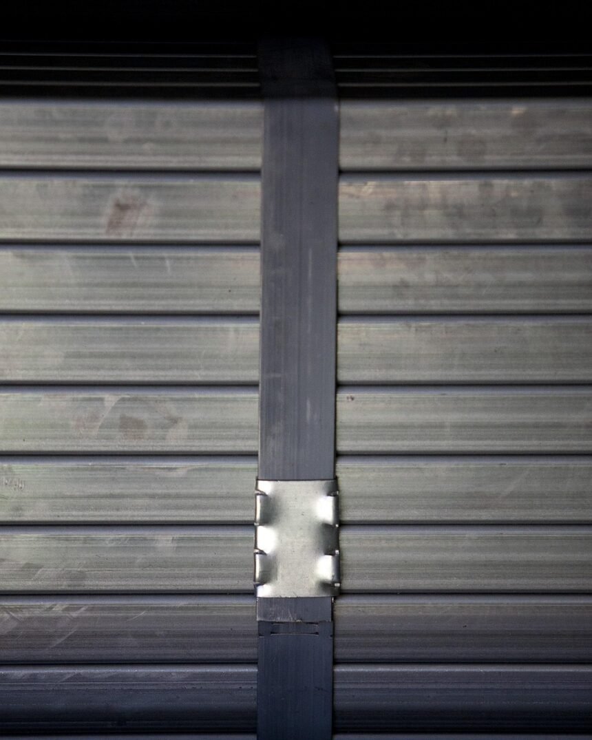 Insights in E-commerce: Understanding Consumer Behavior