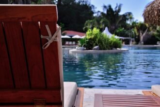 Bohemian Vibes: The Unique Arts Scene in America’s Island Communities