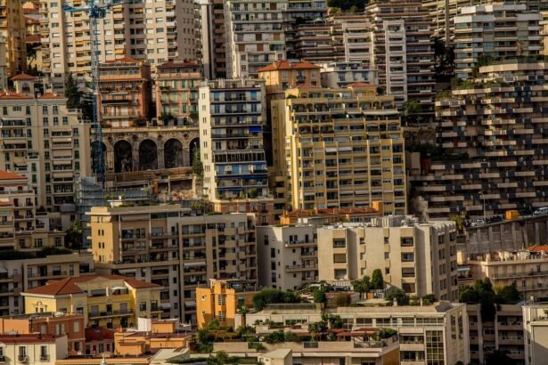 Renting vs. Buying: What Urban Professionals Are Choosing Today