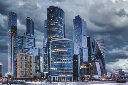 Emerging Trends in Hybrid Office Spaces Post-Pandemic