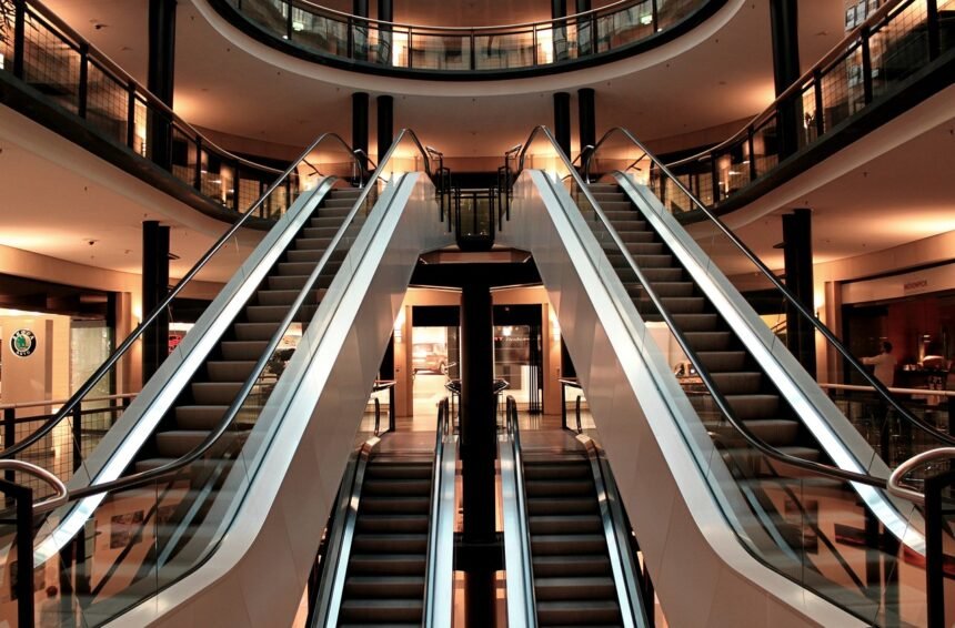 Transforming Homes: The Future of Smart Residential Construction