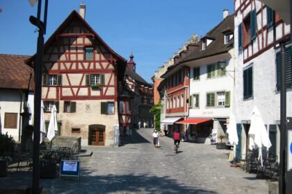 Supply Chain Resilience: How US Industrial Zones are Adapting