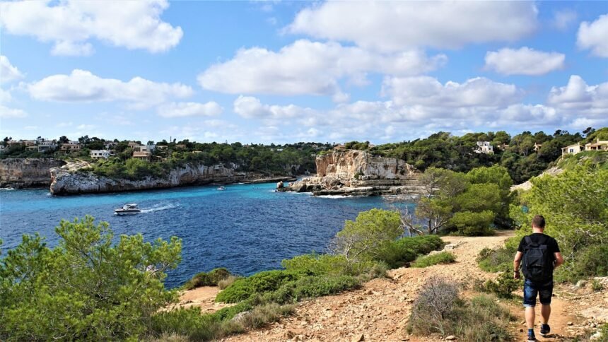 Navigating High Demand: The US Island Waterfront Property Boom