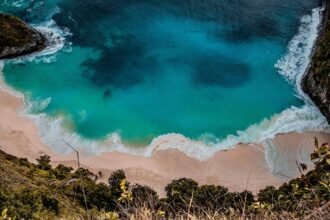 Collaborative Approaches to Island Construction and Real Estate Development