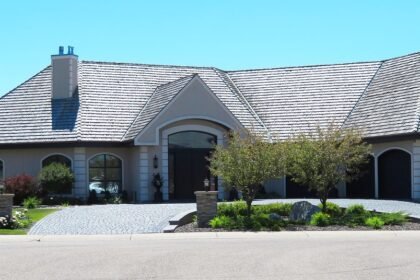 From Starlet to Superstar: The Transformation of Ariana Grande's Luxe Estates