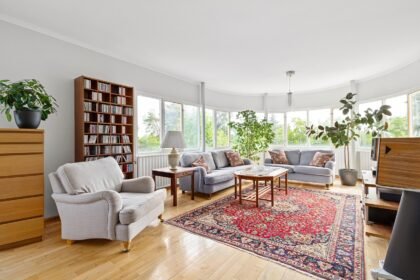 Hidden Hills: The Secret Celebrity Neighborhoods of Los Angeles and Their Lavish Listings.