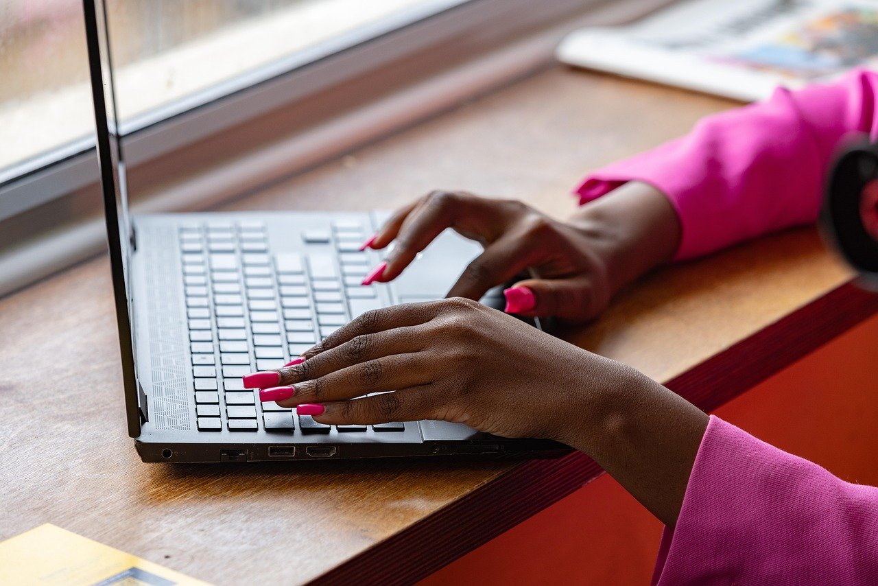 The Evolution of Shopping Centers: Adapting to New Consumer Behavior