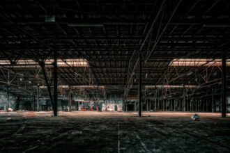 Logistics Challenges in American Warehouse Developments: A 2023 Perspective