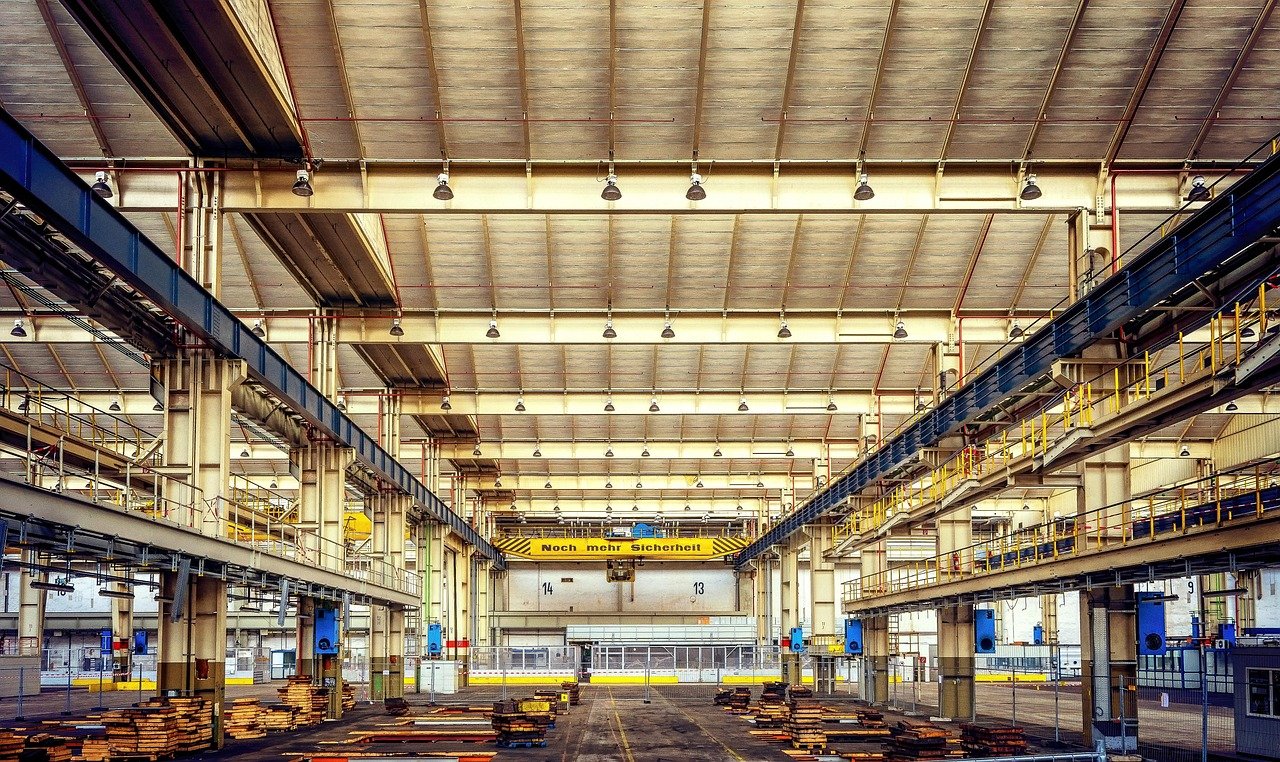 Navigating the Challenges of Urban Warehouse Development