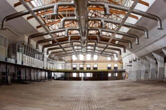 Adapting to Change: Flexibility in Industrial Property Design for Modern Manufacturing