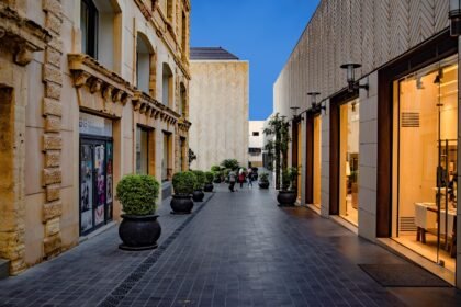 Urban vs. Suburban: Where Should Investors Focus in Today's Commercial Property Landscape?