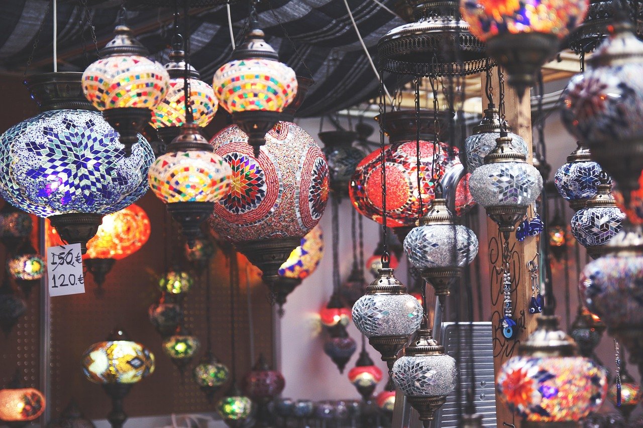 Investors Eye Emerging Markets Amid Rising Interest Rates
