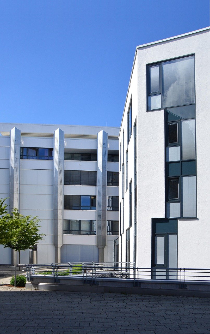 Urban Apartment Market Sees Surge in Demand as Remote Work Persists