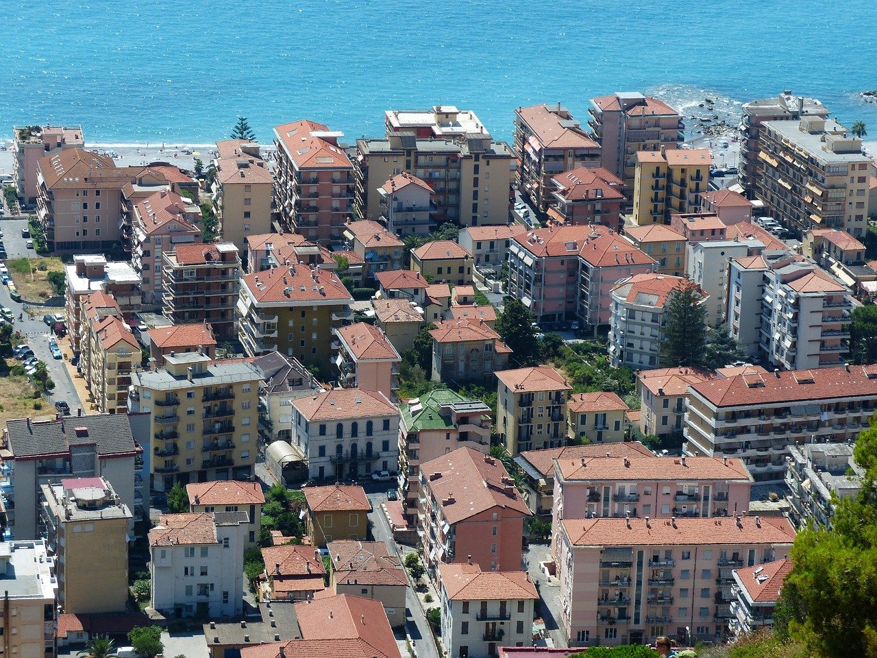 The Impact of Location on Apartment Living Experiences