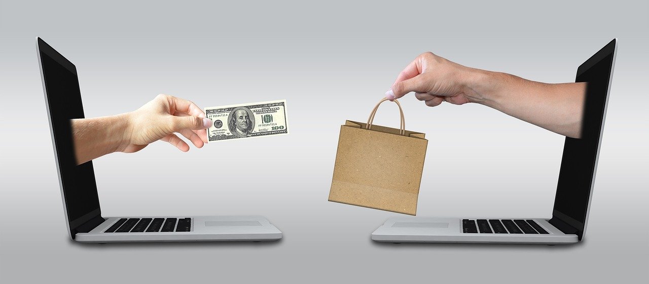 Tips for Handling Multiple Offers on Your Property
