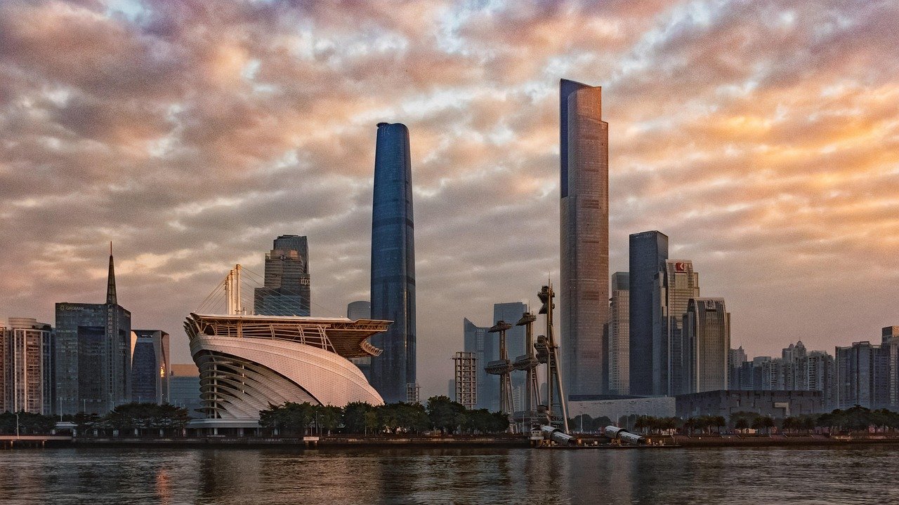 Integrating Renewable Energy Solutions in New Builds