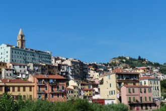 The Role of Smart Technology in American Apartments