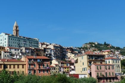 The Role of Smart Technology in American Apartments