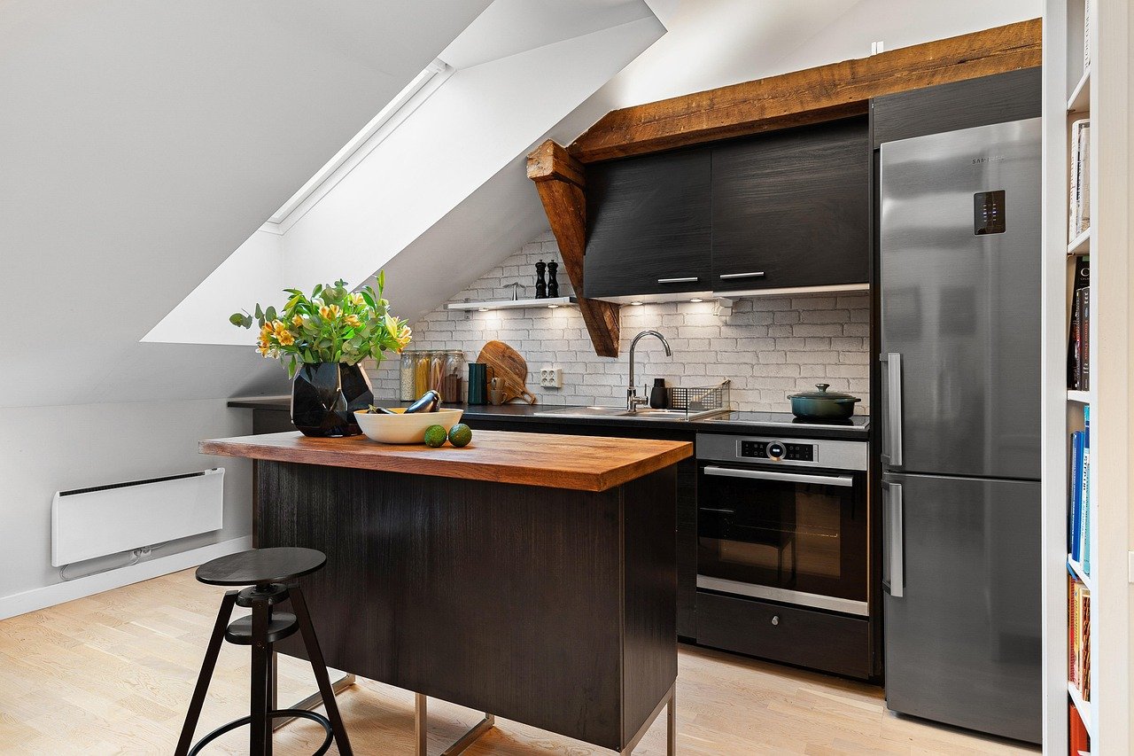 the allure of penthouses: a deep dive into luxury living