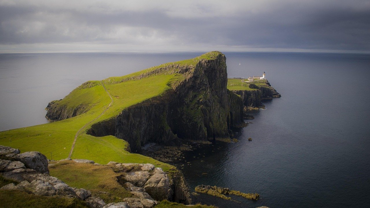 Redefining Luxury: Eco-Lodges and Sustainable Resorts on U.S. Islands