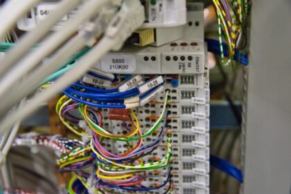 The Impact of 5G on Warehouse Operations and Logistics