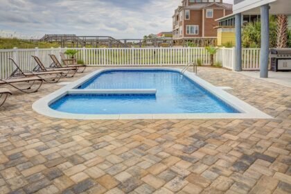 city versus suburban luxury: where to find your dream estate